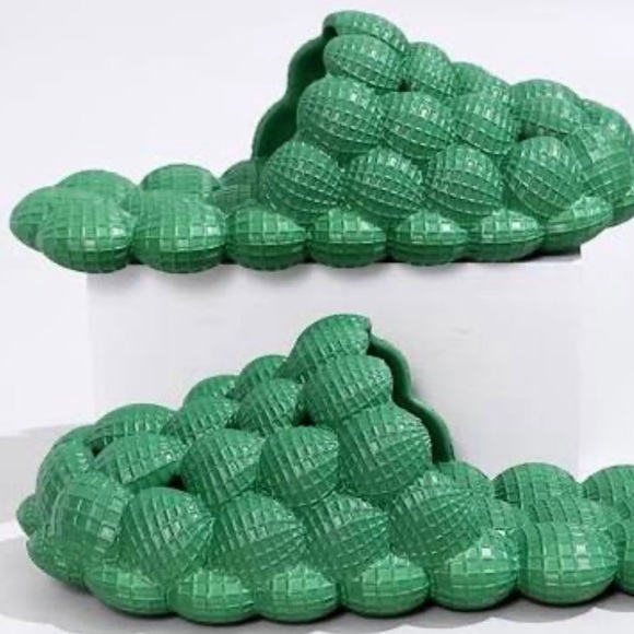 Bubble Foam Slides. - Picture 3 of 3